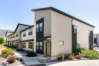 /international/us/254-n-spring-creek-pkwy-providence-ut-110101219707/