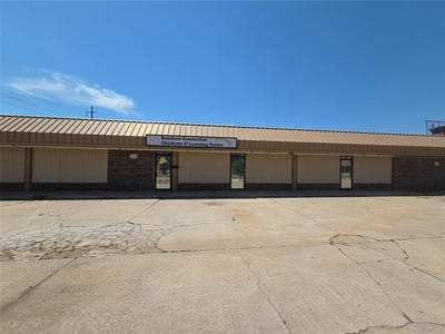 /international/us/8421-ne-10th-street-midwest-city-ok-110108065900/