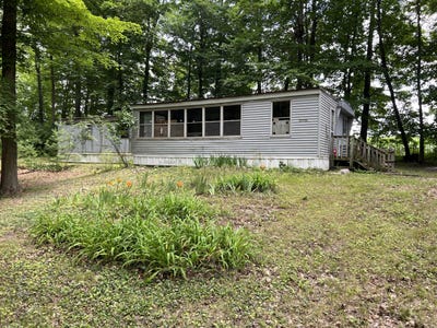 /international/us/5092-east-drive-lakeview-mi-110101142861/