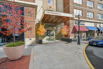 /international/us/3110-city-pl-edgewater-boro-nj-110108353278/