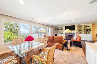 /international/us/11-skyline-crst-monterey-ca-110101093622/