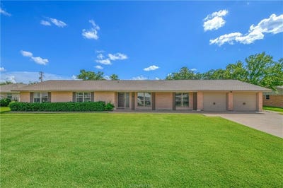 /international/us/2308-morningside-drive-bryan-tx-110108573005/