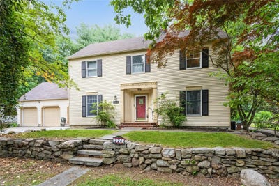 /international/us/324-garrison-woods-lane-wallkill-ny-110108910092/