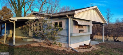 /international/us/2633-old-trail-road-liverpool-pa-110104407697/