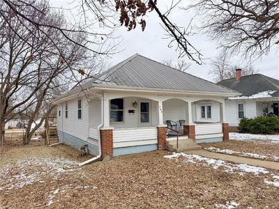 /international/us/206-debolt-street-trenton-mo-110105309851/