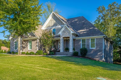 /international/us/1504-emerald-pointe-drive-soddy-daisy-tn-110120093389/