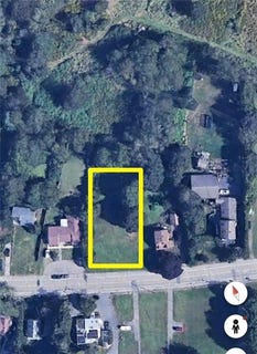 /international/us/61-willow-lane-portsmouth-ri-110108257465/