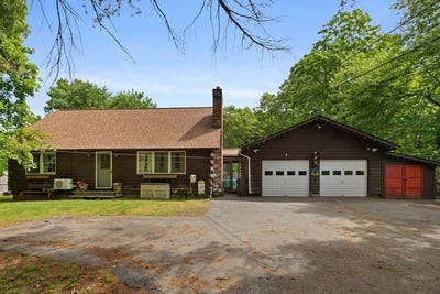 /international/us/4a-fletcher-st-plainville-ma-110108399044/