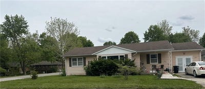 /international/us/603-w-30th-street-higginsville-mo-110099491843/