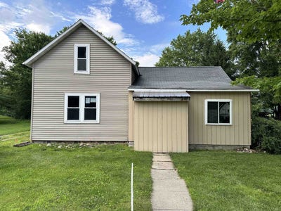 /international/us/4079-e-monroe-rosebush-mi-110098661593/