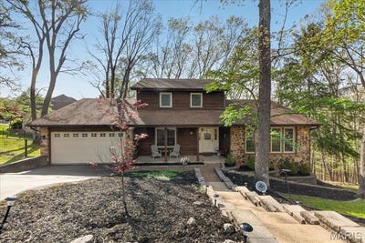 /international/us/1517-lingonberry-court-high-ridge-mo-110107349303/