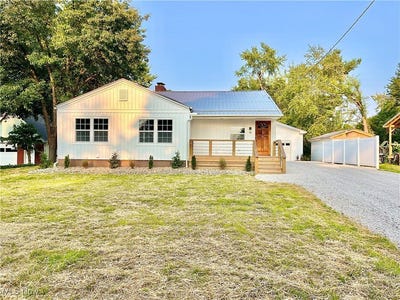 /international/us/376-rowe-street-conneaut-oh-110101343494/