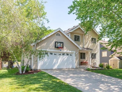 /international/us/5108-w-143rd-street-savage-mn-110108572852/