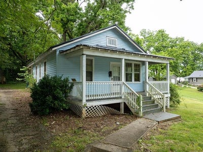 /international/us/721-east-second-street-farmville-va-110100146770/
