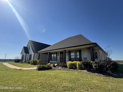 /international/us/329-gilmer-s-chapel-road-conehatta-ms-110106616043/