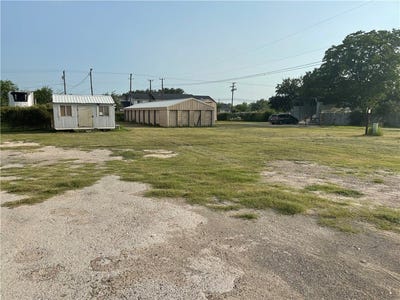 /international/us/1320-s-hwy-281-bus-taylor-falfurrias-tx-110109332118/