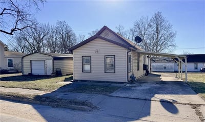 /international/us/504-e-17th-street-trenton-mo-110105084193/