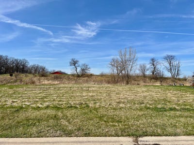/international/us/10465-red-leaf-circle-lakewood-il-110098933416/