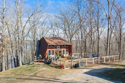 /international/us/240-birdsong-lane-parsons-tn-110104846563/