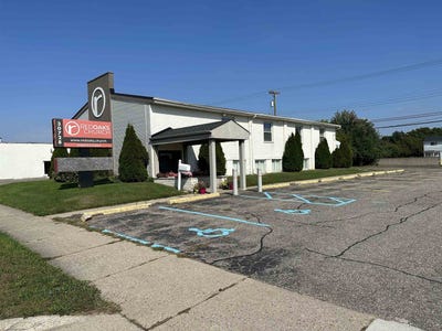 /international/us/30728-john-r-road-madison-heights-mi-110099369371/