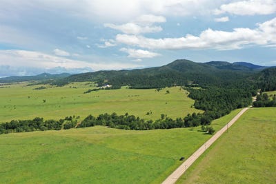 /international/us/5410-lazy-horse-lane-spearfish-sd-110101534847/