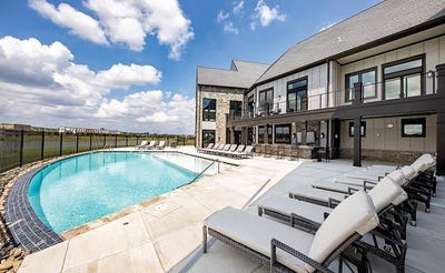 /international/us/43089-greeley-sq-ashburn-va-110101025085/