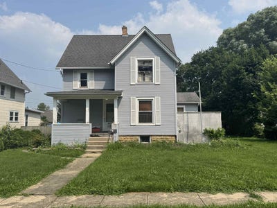 /international/us/1120-warren-belvidere-il-110101304579/