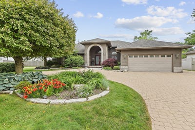 /international/us/1634-33rd-street-munster-in-110100308623/
