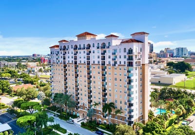 /international/us/616-clearwater-park-road-west-palm-beach-fl-110099871198/