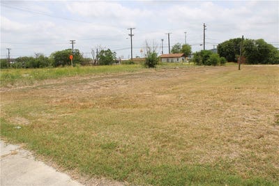 /international/us/832-e-main-avenue-lot-17-robstown-tx-110092545420/