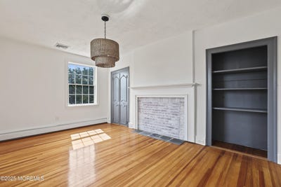 /international/us/630-broad-street-shrewsbury-boro-nj-110103200898/
