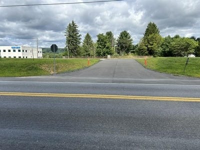 /international/us/516-w-blakeslee-boulevard-mahoning-twp-pa-110109663181/