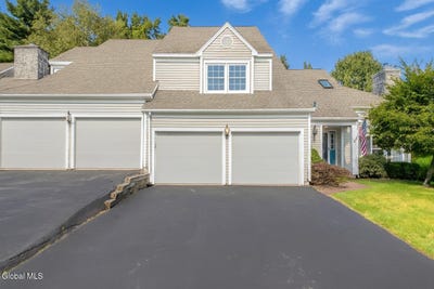 /international/us/1-ridgefield-drive-guilderland-ny-110101360067/