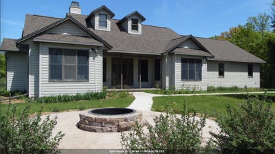 /international/us/10226-woodcrest-road-sister-bay-wi-110109196315/