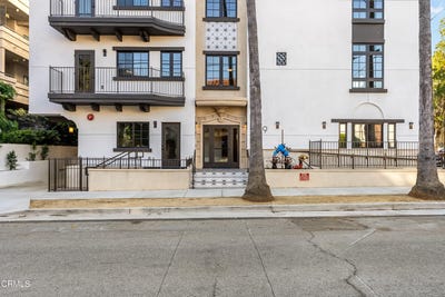 /international/us/139-south-oak-knoll-avenue-pasadena-ca-110108350346/