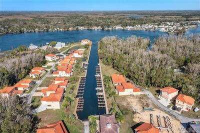 /international/us/4865-s-tromp-loop-homosassa-fl-110103190527/
