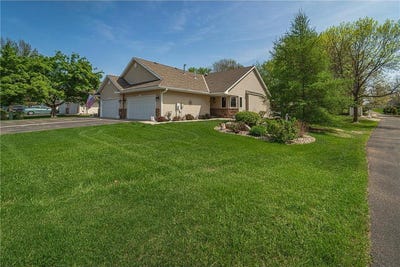 /international/us/17081-pheasant-meadow-lane-sw-prior-lake-mn-110099400324/