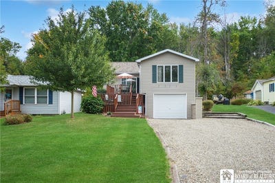 /international/us/6436-galloway-road-chautauqua-ny-110098398511/