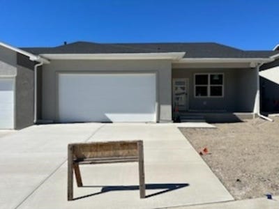 /international/us/585-n-grand-falls-court-grand-junction-co-110095589895/