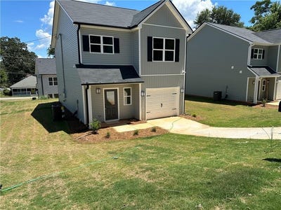 /international/us/17-taylor-street-toccoa-ga-110100165675/