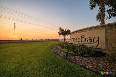 /international/us/5-sunrise-bay-drive-lot-5-port-lavaca-tx-110119708455/