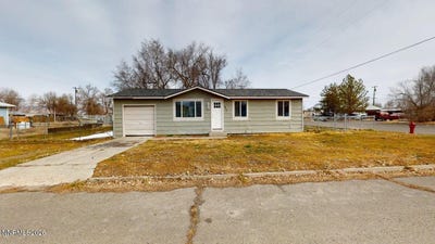 /international/us/475-e-5th-street-battle-mountain-nv-110105918827/