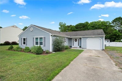 /international/us/210-azalea-drive-smithfield-va-110101028668/