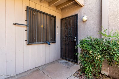 /international/us/6635-e-golf-links-road-tucson-az-110100569834/