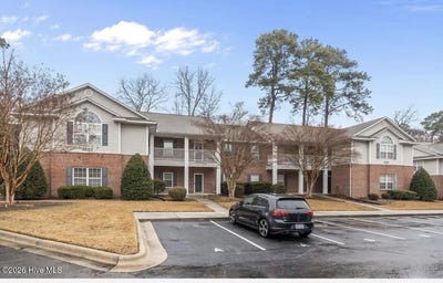 /international/us/2207-locksley-woods-drive-greenville-nc-110107980687/