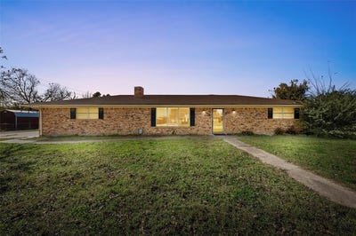 /international/us/309-n-orchard-drive-rosebud-tx-110104295944/