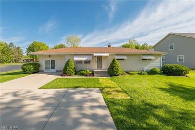 /international/us/4499-colorado-avenue-sheffield-village-oh-110107988725/