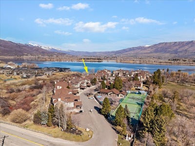 /international/us/6486-e-highway-39-huntsville-ut-110106602199/