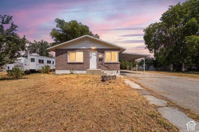 /international/us/397-s-tremont-st-tremonton-ut-110120579622/