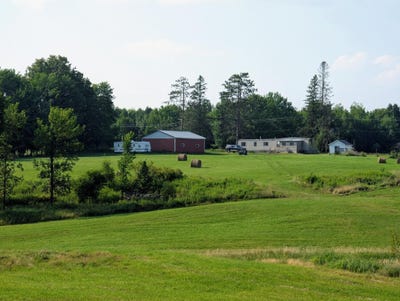 /international/us/w3481-nyberg-hill-rd-prentice-wi-110101393244/